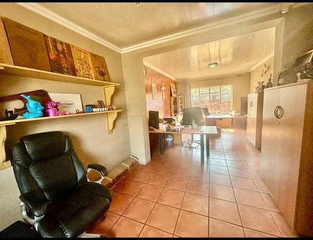 3 BEDROOM HOUSE FOR SALE IN VANDERBIJLPARK CW 6